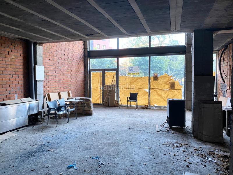 Foto d36d9e95-c44b-40a4-97c1-3812e05b5e9f. Locale commerciale in calle río selmo 12 in Centro Ponferrada