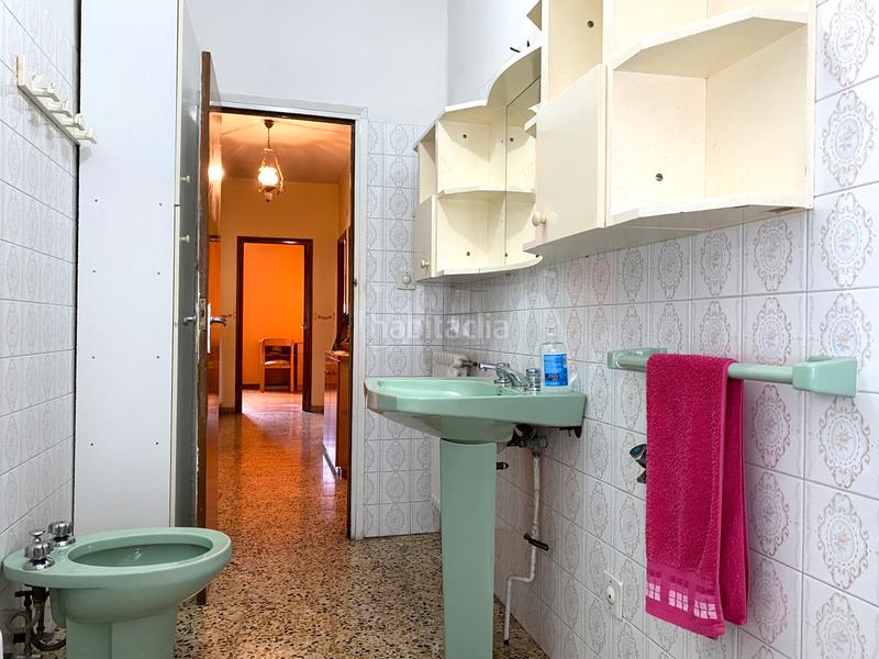 Foto 1b3d7d54-3fe8-4c36-bdf9-9bd5045651b6. Chalet in plaza de la escuela 6 in Cacabelos