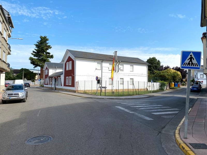 Foto 695e5972-6921-4e35-99ed-f1a567c23a91. Chalet in plaza de la escuela 6 in Cacabelos