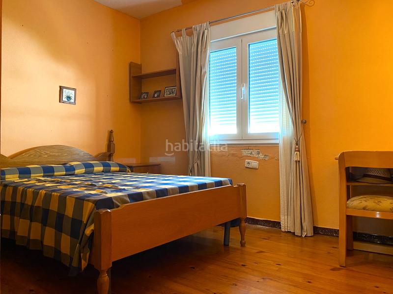 Foto 7c39292e-96c7-4717-9343-7cd72ffd4437. Chalet in plaza de la escuela 6 in Cacabelos