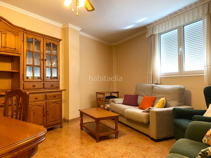 Foto d3887f4b-dd3c-44be-a6fb-0959d17623d2. Chalet in plaza de la escuela 6 in Cacabelos