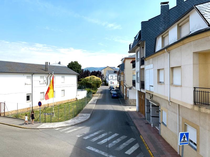 Foto de10dd4b-8dce-482f-9c6f-b690b70ae23b. Chalet in plaza de la escuela 6 in Cacabelos