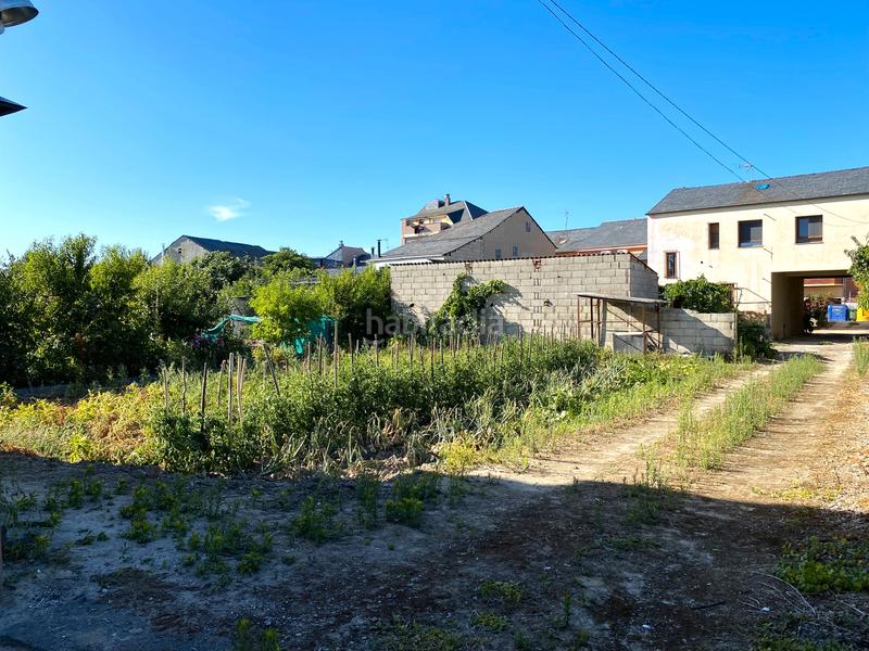 Foto 1a4759e4-ec51-48b1-9ac2-188d0938b221. Casa in avenida camino de santiago 199 in Camponaraya