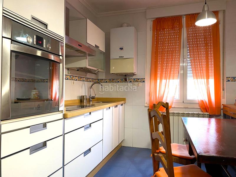 Foto 1e759c32-099b-4a50-84b6-13c39ae8a9c7. Pis a calle el muro 2 a Bembibre