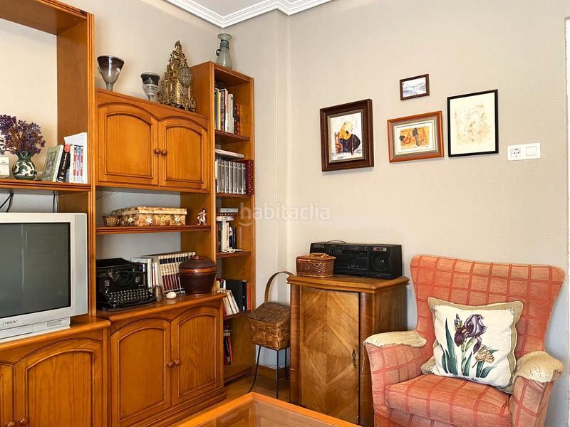 Foto 764a85b5-fab8-4c6d-96c1-4f33b6c053a3. Pis a calle el muro 2 a Bembibre