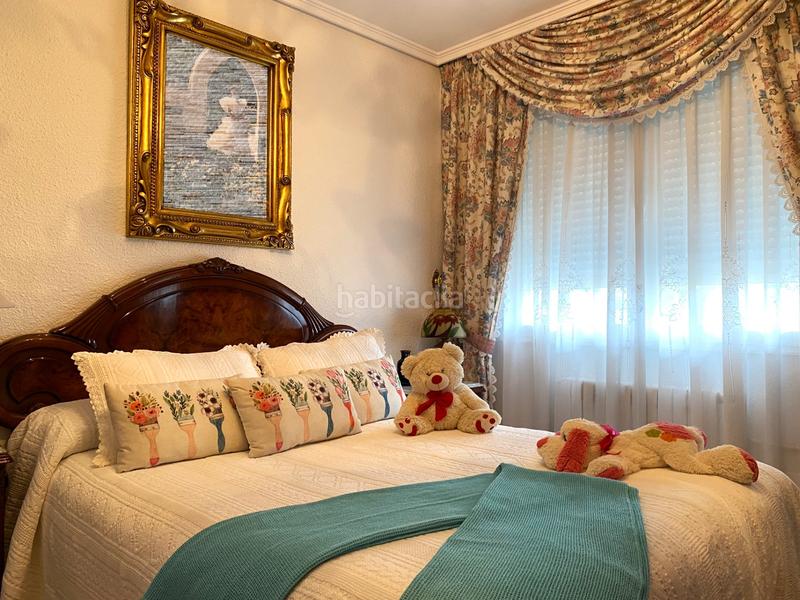 Foto 198e5d2c-b439-4c66-8967-a487e80ef8e4. Xalet a avenida san roque 91 a Carracedelo