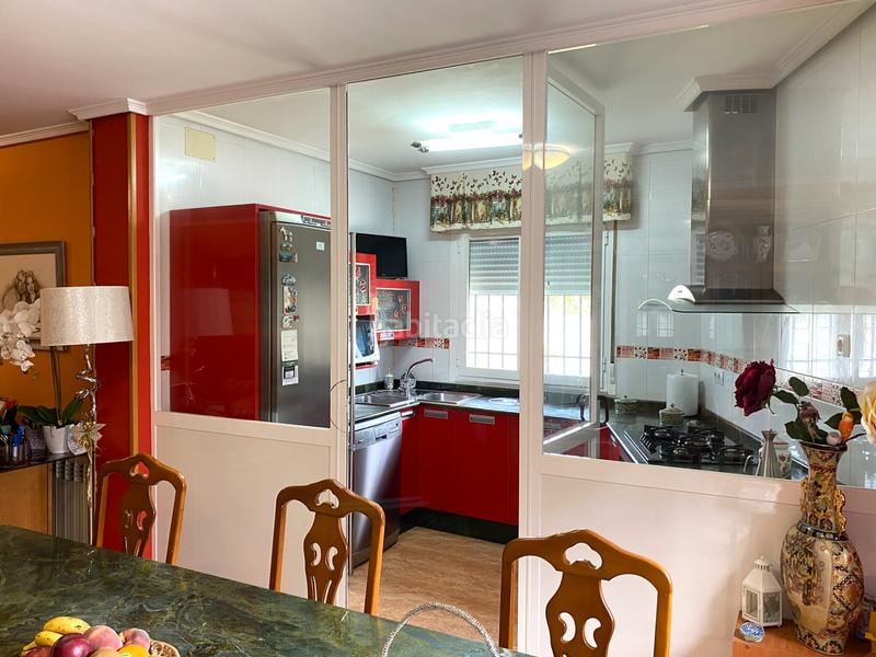 Foto 41a7cfa6-0481-4429-9cac-ea1ad9e2f692. Xalet a avenida san roque 91 a Carracedelo