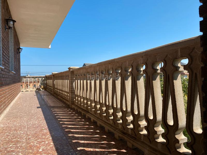 Foto bcbd9437-f526-4e50-a0ef-9542e09542dd. Xalet a avenida san roque 91 a Carracedelo