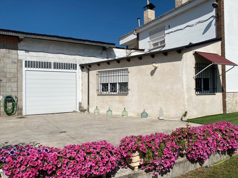 Foto e9ddd777-2004-4dd5-8a96-de0c56b47252. Xalet a avenida san roque 91 a Carracedelo