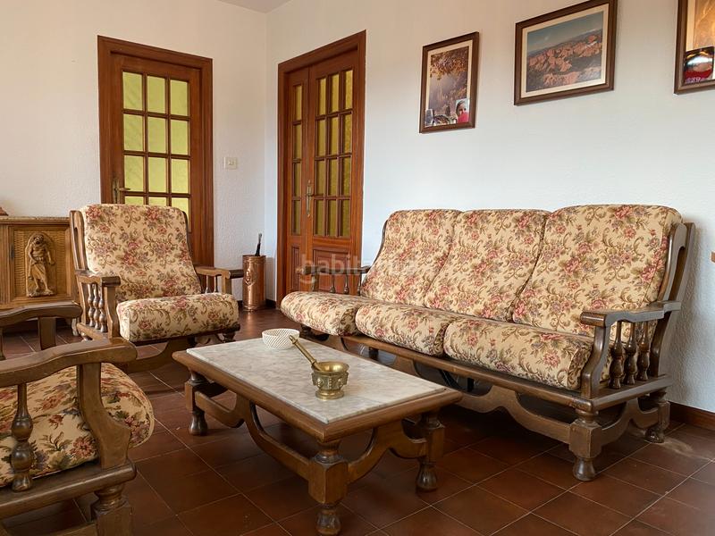 Foto 954205ec-8b58-4453-8ba9-dcc9aec25786. Chalet dans avenida san roque 98d dans Carracedelo