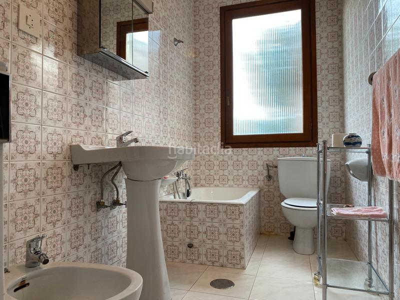 Foto c5e81cc3-0fbc-48af-9c5e-9111f5486bfe. Chalet dans avenida san roque 98d dans Carracedelo