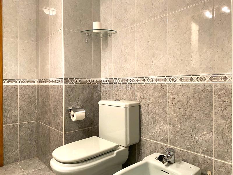 Foto 4888b30a-992d-4708-bfd8-cf9b2a15c049. Rent flat in calle teleno 7 in Zona Alta Ponferrada