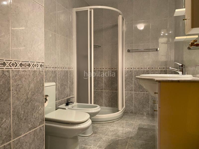 Foto 499dd833-9df5-45c0-9405-7827cb2c4755. Rent flat in calle teleno 7 in Zona Alta Ponferrada