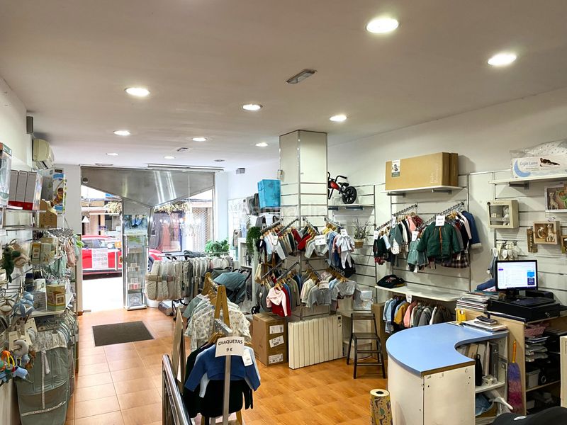 Foto 2d0c3975-f4b7-4912-af33-44ccc8ce43a7. Local comercial a calle real 5 a Centro Ponferrada