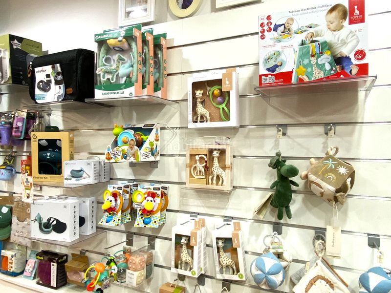 Foto 41180f13-83fe-487f-bc8e-523208630324. Local comercial a calle real 5 a Centro Ponferrada