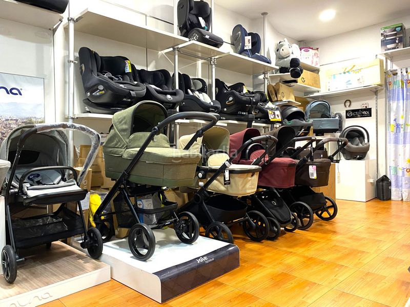 Foto b235224e-9573-42f2-a82c-80fe264523a0. Local comercial a calle real 5 a Centro Ponferrada