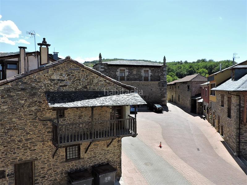 Foto 1a3ae0e5-bb1c-4cb2-9253-ba35e6d5a719. Casa bifamiliare in calle vb 7 in Área Rural Sur Ponferrada