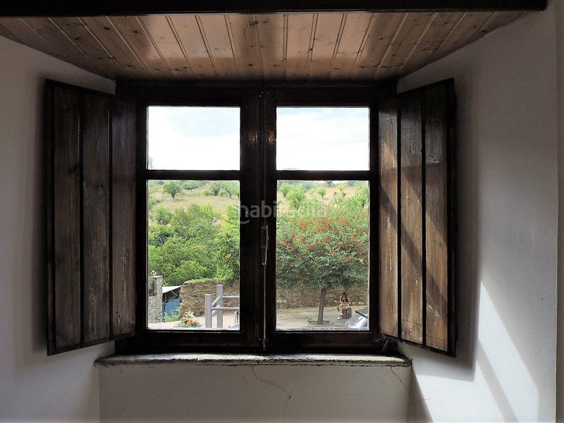 Foto 277d26c1-e5d7-408d-9fc7-6815390d3901. Casa bifamiliare in calle vb 7 in Área Rural Sur Ponferrada