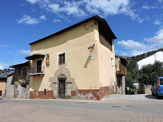 Casa aparellada a N/a. Vivienda unifamiliar en entorno rural histórico