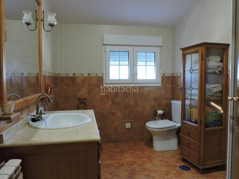 Foto 8cf92419-a7cc-4e26-9f63-4e2fc267306a. Casa adossada a n/a 38 a Área Rural Sur Ponferrada