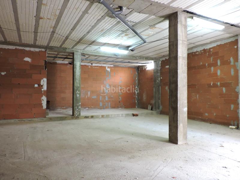 Foto 2aab84fe-3787-45da-ba48-acdfc0f45aaa. Local comercial en calle antonio diaz carro 8 local en venta . en Bembibre