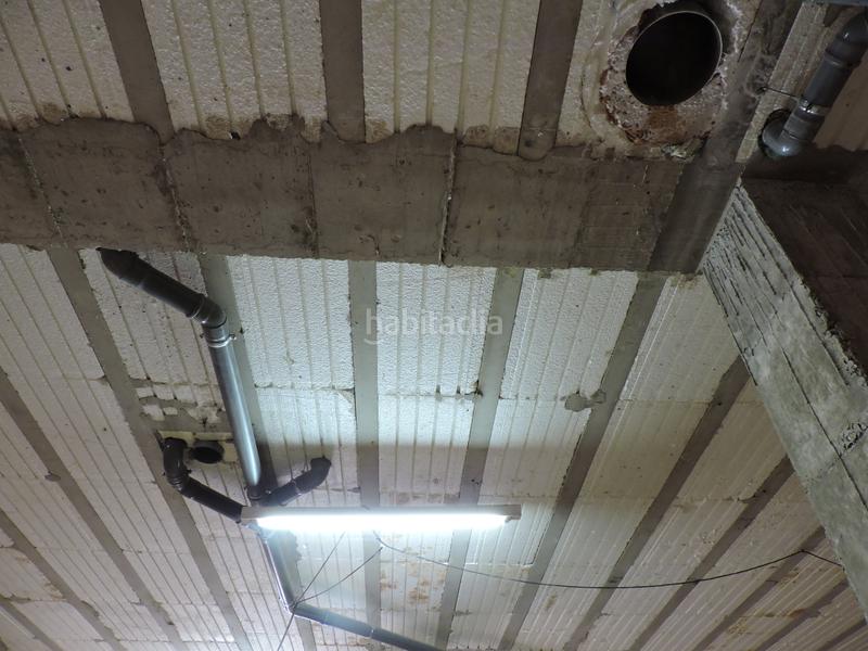 Foto c4ce5cea-03b4-4d95-9a12-6a105434ce65. Local comercial en calle antonio diaz carro 8 local en venta . en Bembibre