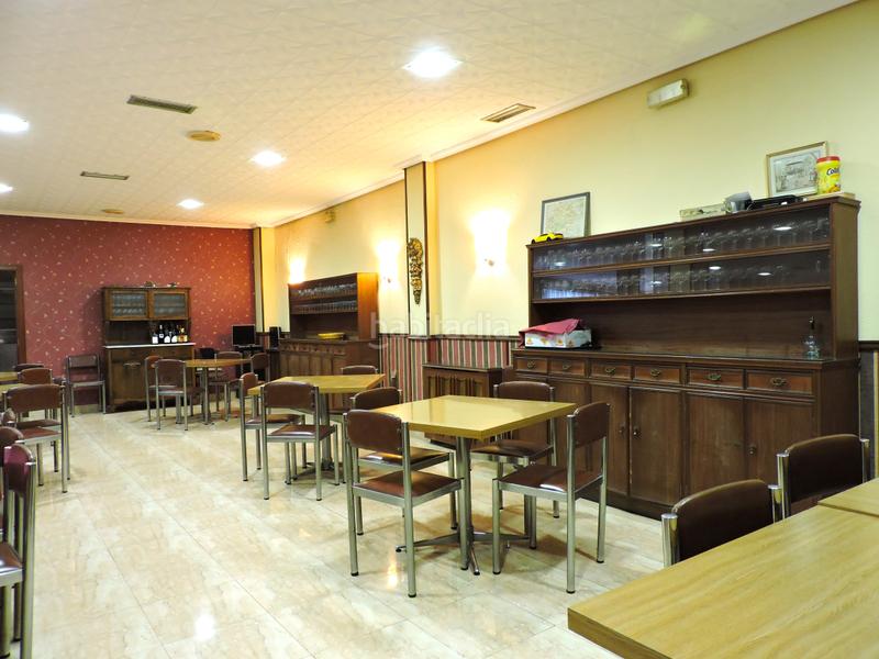 Foto 2017aa68-7d46-4e62-867d-f3ee46379ca1. Geschäftsraum in calle eloy reigada 27 in Bembibre