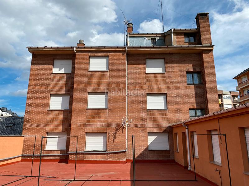 Foto 2dcd8497-393a-4446-821c-dfe2e18bf0b7. Geschäftsraum in calle eloy reigada 27 in Bembibre