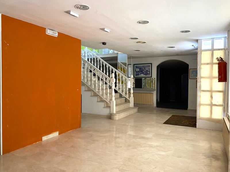 Foto ffe1da84-f62a-4ba2-8e68-06052e8f7e87. Locale commerciale in le-711 137 in Compostilla - Columbrianos Ponferrada