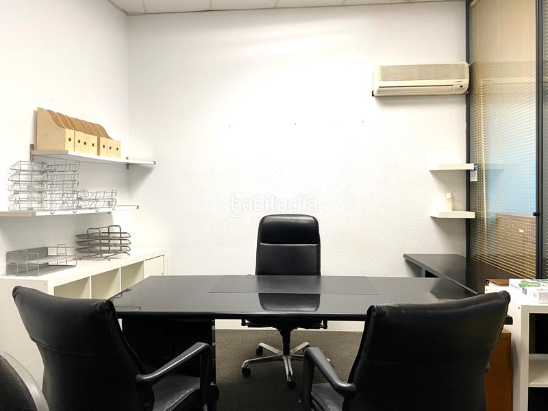 Foto 99df9fee-ca81-437b-9f0f-a7500f99199d. Rent business premise in travesía eladia baylina 17 in Ponferrada