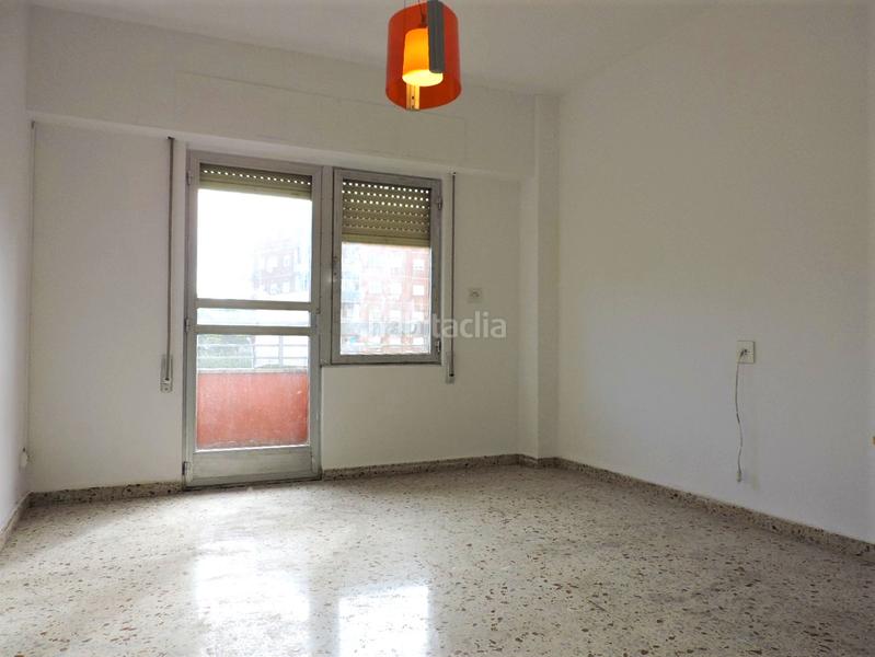 Foto b6fdbbb3-9a50-47ef-9cdd-e0e2051d8001. Appartement dans calle batalla de roncesvalles 10 dans Ponferrada