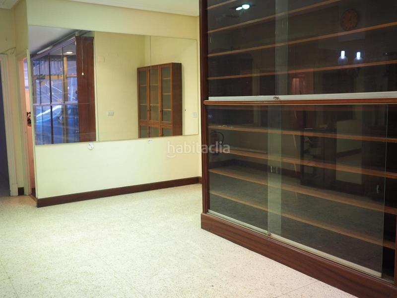 Foto 123791f7-ed28-4d80-b2bf-e63d93f94440. Affitto locale commerciale in bista-eder kalea 5 in Eibar