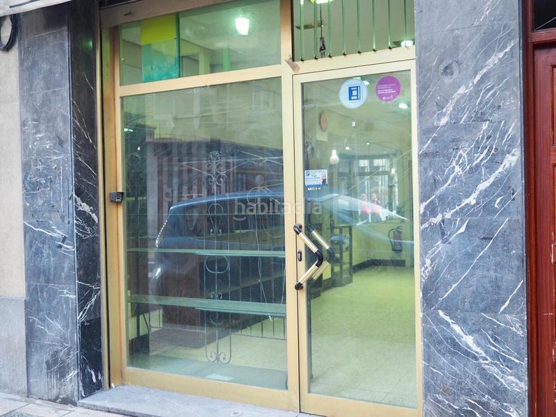 Foto dd954ba6-2422-42b9-9237-d4c1042ed68a. Affitto locale commerciale in bista-eder kalea 5 in Eibar