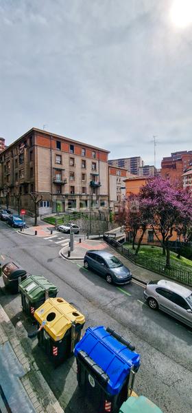 Foto 3d0fa7d7-59f8-4b07-8772-26013f0ab67a. Piso ¡oportunidad! en Iturralde Bilbao