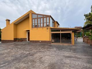 Chalet à Esporles. Chalet con piscina en esporlas