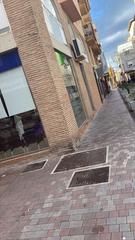 Locale commerciale in Calle Doctor Villar