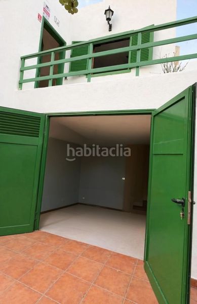 Foto a27bd854-1401-412b-b784-bb19dcb65360. Casa amb aparcament piscina a Yaiza pueblo Yaiza