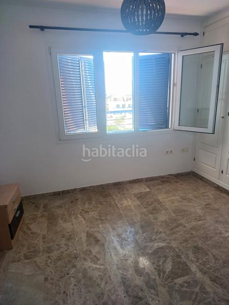 Foto 5fb21534-7f5c-4e83-a501-f934e7094878. Casa adossada amb aparcament piscina a El Zabal-Santa Margarita Línea de la Concepción (La)