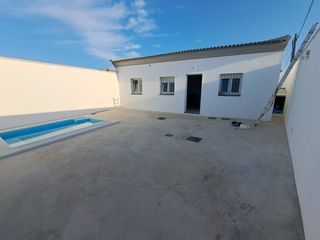 Lloguer Casa a El Zabal-Santa Margarita. Se alquila casa de obra nueva de dos habits y piscina  en el zab