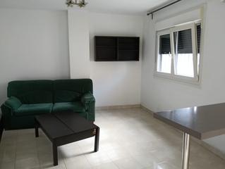 Pis  Calle garcía gutiérrez. Se vende estupendo piso de un dormitorio y ascensor en periañez