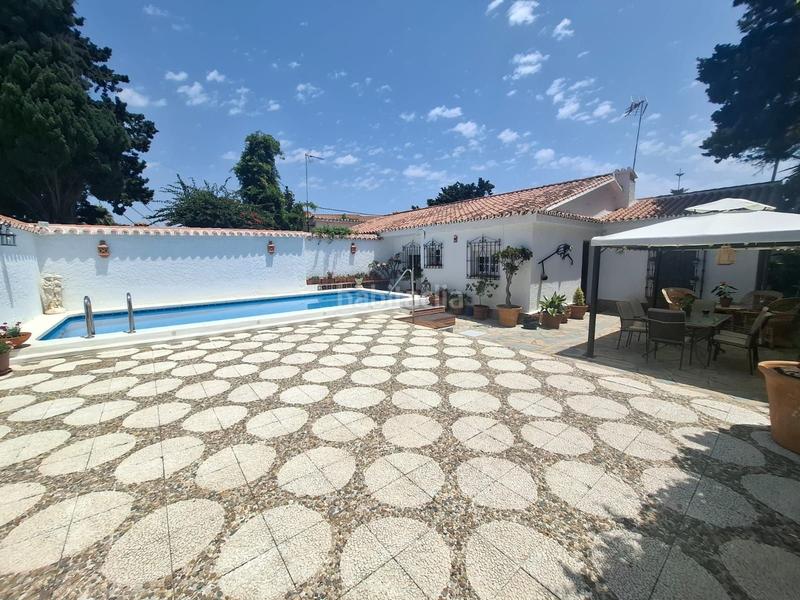 Foto 5e2c87e8-7d83-4e17-8869-589dec82a97a. Casa exclusiva oportunidad de chalet en venta de tres habitaciones, dos baños, piscina, patio, y demás... en chullera, manilva!! en Málaga