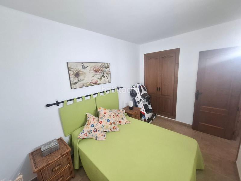 Foto e43ec8bb-51b0-4881-9b28-7a7063509c33. Casa exclusiva oportunidad de chalet en venta de tres habitaciones, dos baños, piscina, patio, y demás... en chullera, manilva!! en Málaga