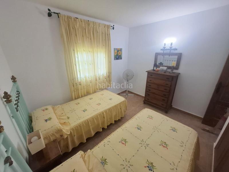 Foto f2c3b8e8-d52e-4ac9-8bbb-1d2f5d9f515e. Casa exclusiva oportunidad de chalet en venta de tres habitaciones, dos baños, piscina, patio, y demás... en chullera, manilva!! en Málaga