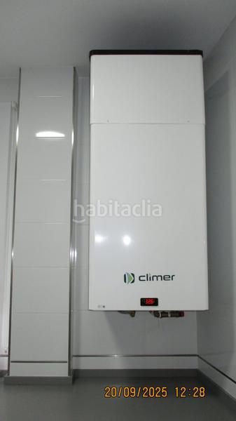 Foto 0ebc8a1e-abe6-4339-aa96-1d776f32fffd. Location appartement avec chauffage dans La Atunara-Periáñez Línea de la Concepción (La)