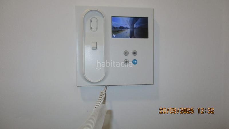 Foto 3ceb8cf7-0e1e-499e-94a9-d4e9a66c9bdd. Location appartement avec chauffage dans La Atunara-Periáñez Línea de la Concepción (La)