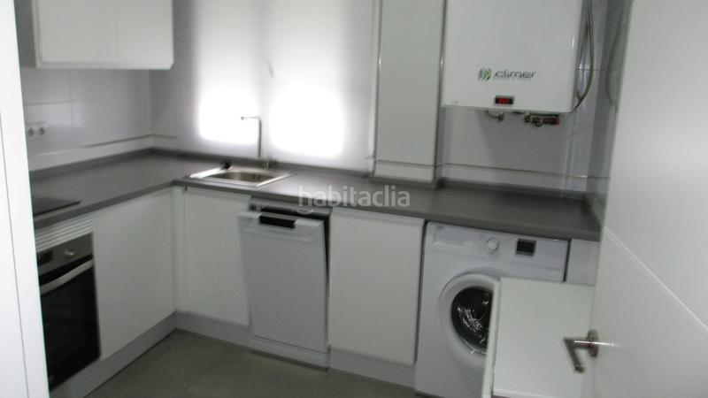 Foto 7002df14-5424-4dcf-9b0a-d82e917c5aa5. Location appartement avec chauffage dans La Atunara-Periáñez Línea de la Concepción (La)