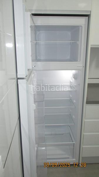 Foto d2f9a9ab-0fa1-444d-8113-dbbd292e0784. Location appartement avec chauffage dans La Atunara-Periáñez Línea de la Concepción (La)