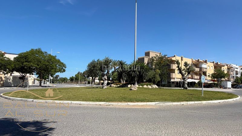 Foto ffe9e382-1724-4370-8f5a-279ec2c0c8a1. Casa con parcheggio in Aguadulce - Almadraba - Punta Candor Rota