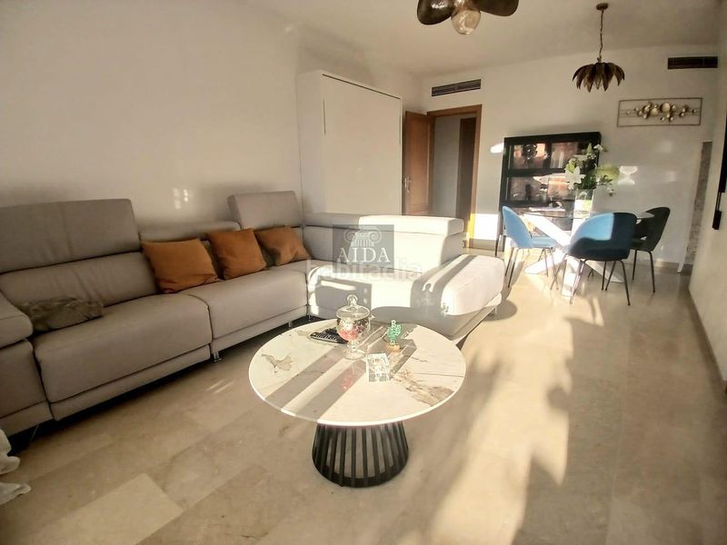 Foto 68a959de-3ec9-4975-8a91-d0d5d4ff3fe6. Piso  en Bel - Air Estepona