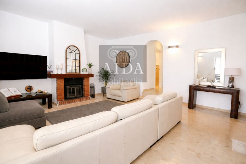 Foto 5f072551-ba46-441c-a882-194732d55b0b. Casa con parcheggio piscina in San Pedro de Alcántara Pueblo Marbella